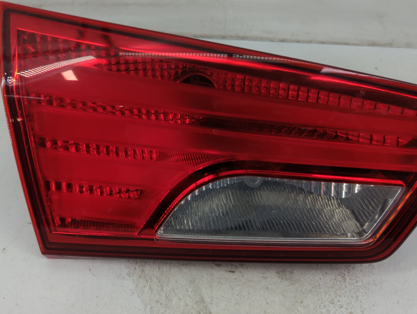 2010-2013 Kia Forte Tail Light Assembly Passenger Right OEM P/N:P21/5W Fits Fits 2010 2011 2012 2013 OEM Used Auto Parts - O