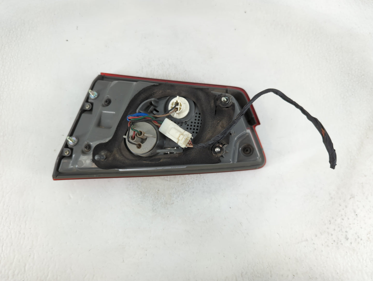 2010-2013 Kia Forte Tail Light Assembly Passenger Right OEM P/N:P21/5W Fits Fits 2010 2011 2012 2013 OEM Used Auto Parts - O