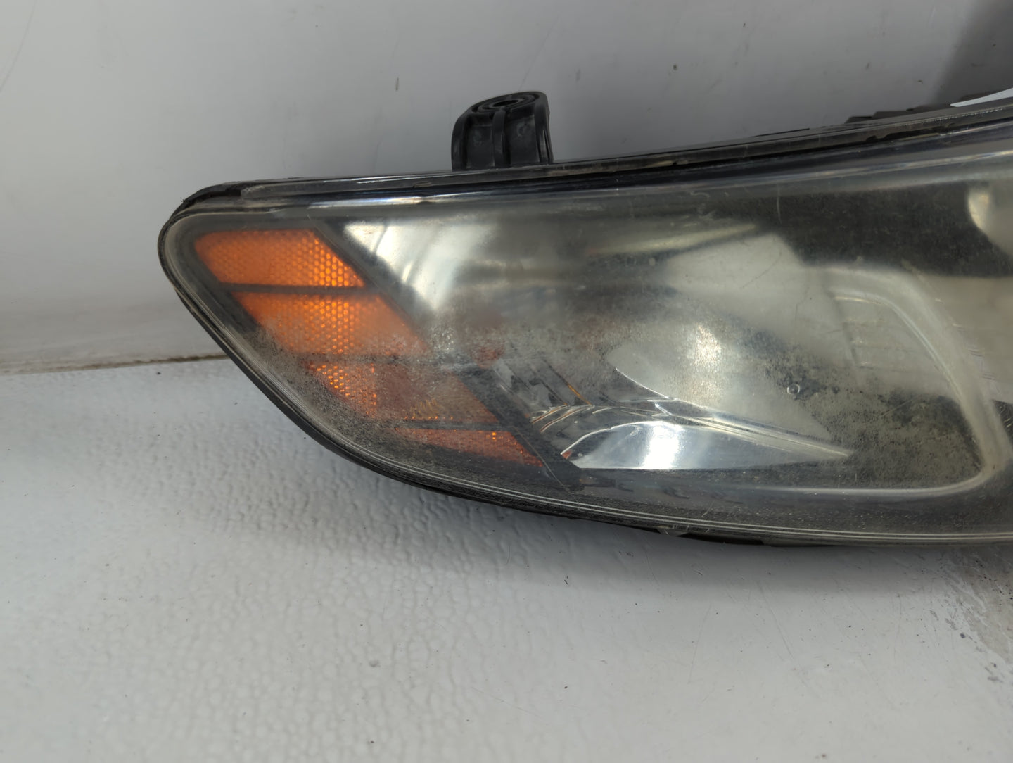 2010-2012 Kia Forte Driver Left Oem Head Light Headlight Lamp - Oemusedautoparts1.com