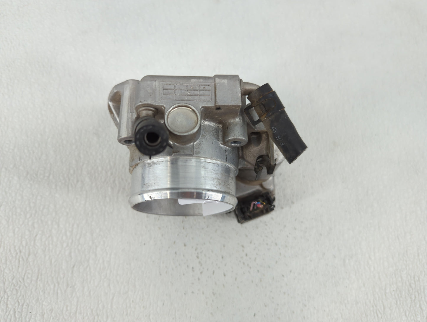 2011-2016 Kia Optima Throttle Body P/N:35100-2G800 Fits Fits 2011 2012 2013 2014 2015 2016 OEM Used Auto Parts - Oemusedauto