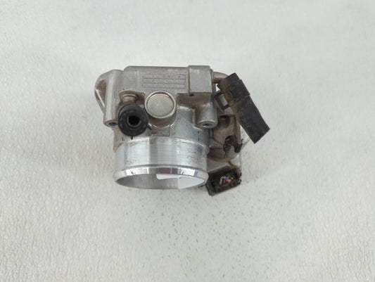 2011-2016 Kia Optima Throttle Body P/N:35100-2G800 Fits Fits 2011 2012 2013 2014 2015 2016 OEM Used Auto Parts