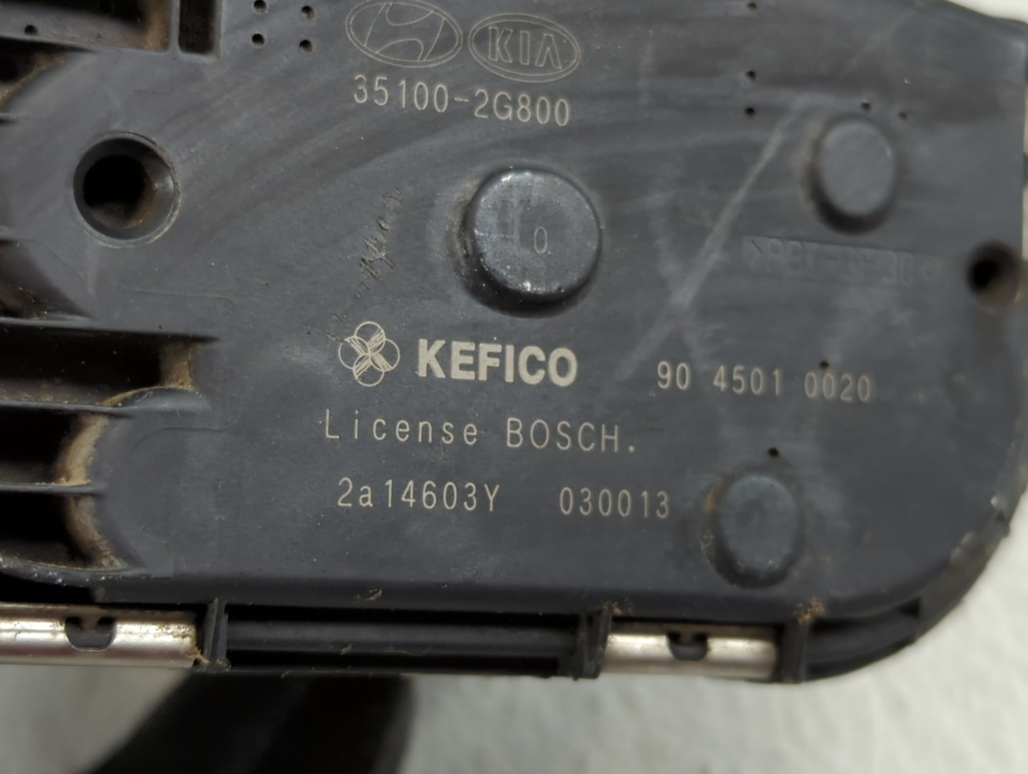 2011-2016 Kia Optima Throttle Body P/N:35100-2G800 Fits Fits 2011 2012 2013 2014 2015 2016 OEM Used Auto Parts - Oemusedauto