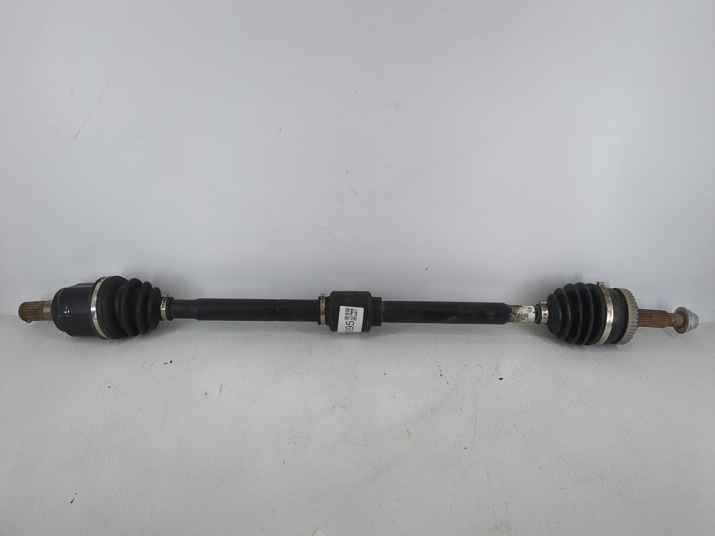 2011-2016 Kia Optima Axle Shaft Front Driver Cv C/v - Oemusedautoparts1.com
