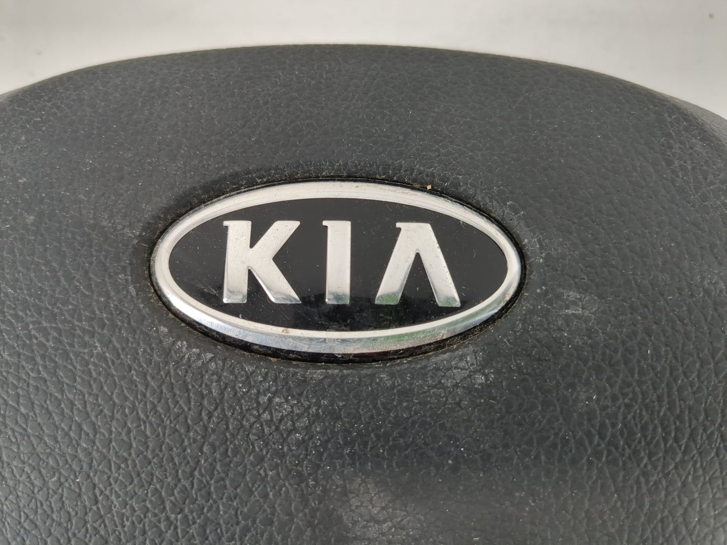 2011-2012 Kia Optima Air Bag Driver Left Steering Wheel Mounted P/N:34112908A Fits Fits 2011 2012 OEM Used Auto Parts - Oemu