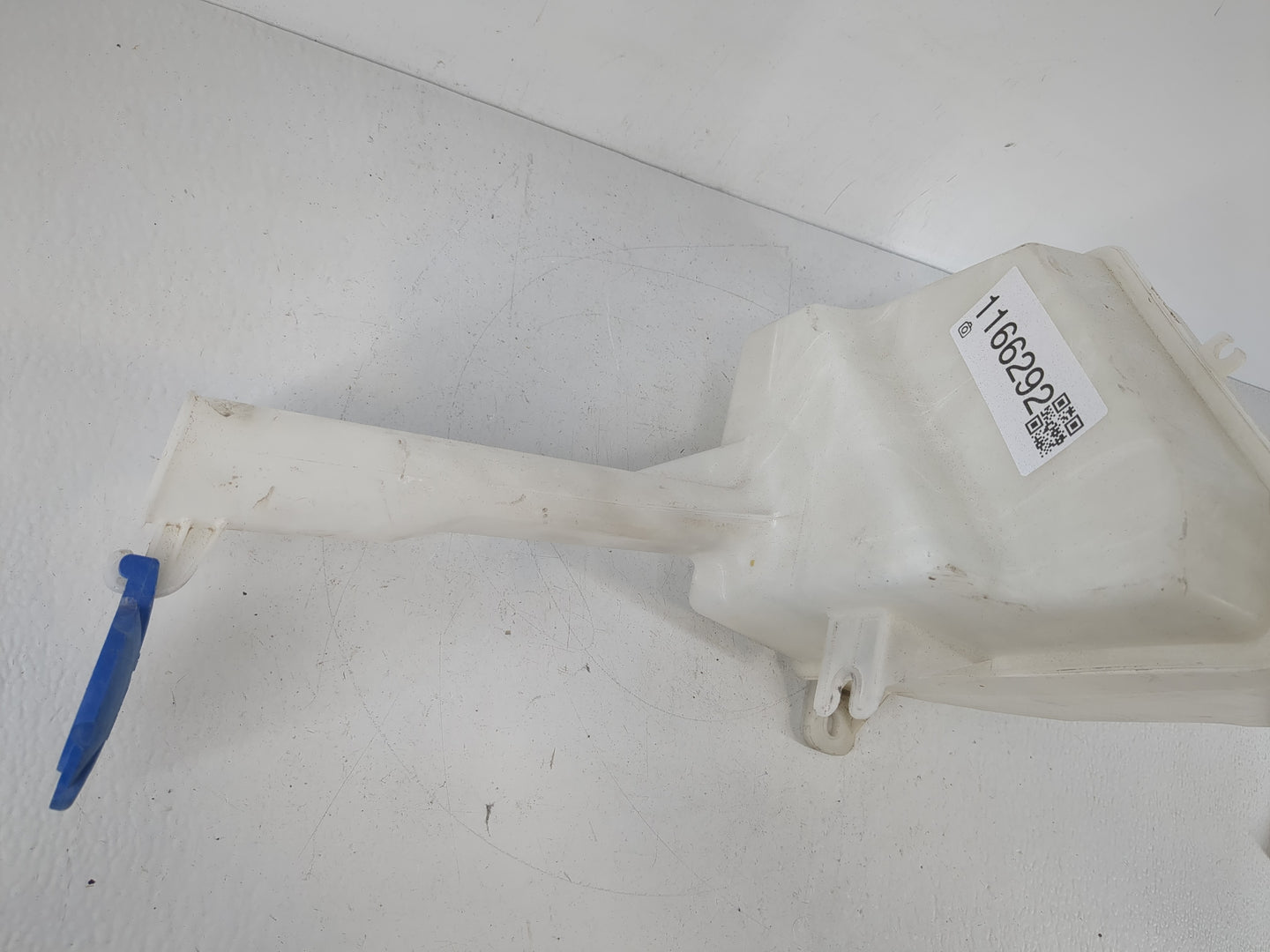 2011-2015 Kia Optima Windshield Washer Fluid Reservoir Bottle Oem - Oemusedautoparts1.com