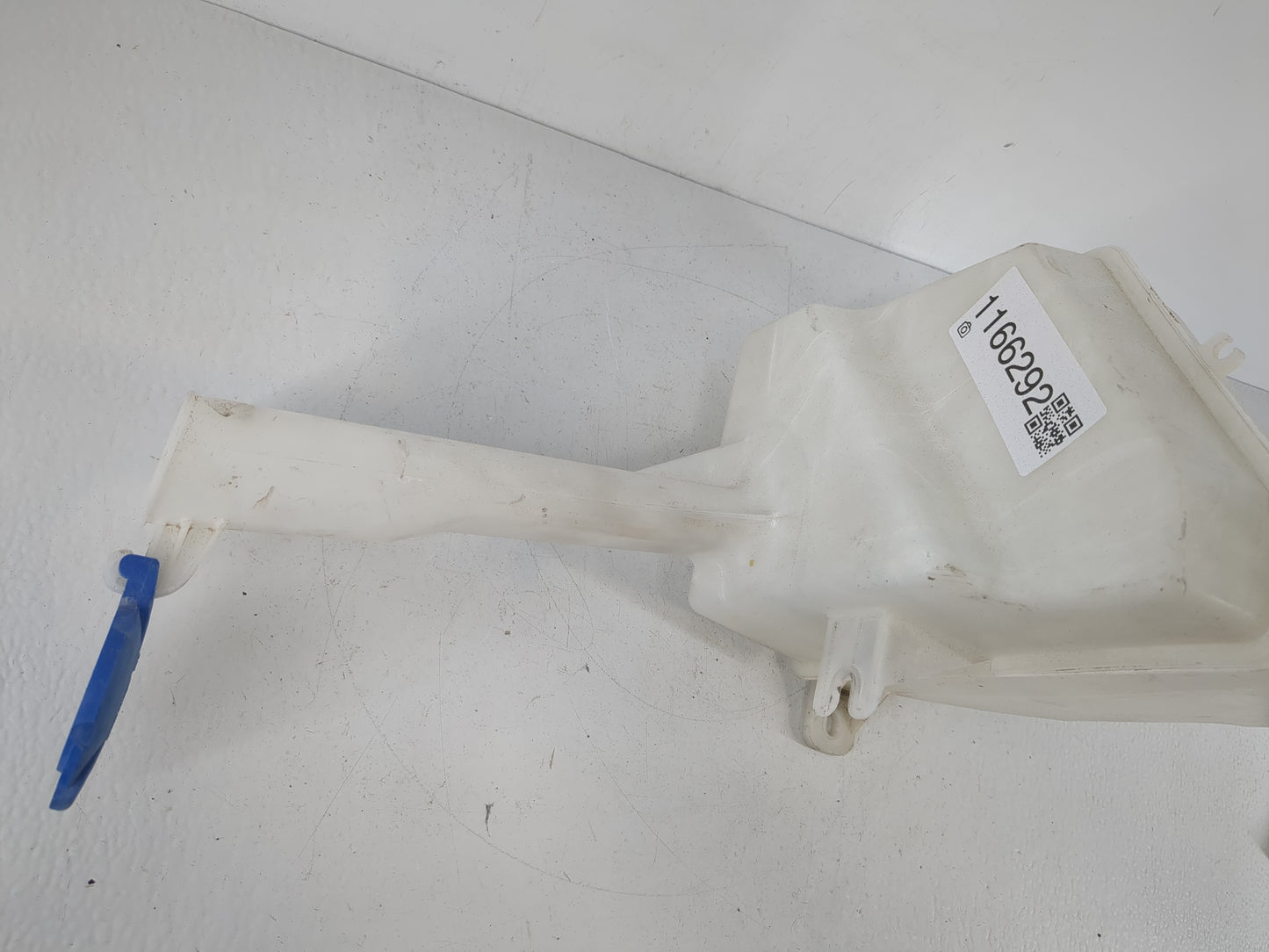 2011-2015 Kia Optima Windshield Washer Fluid Reservoir Bottle Oem - Oemusedautoparts1.com