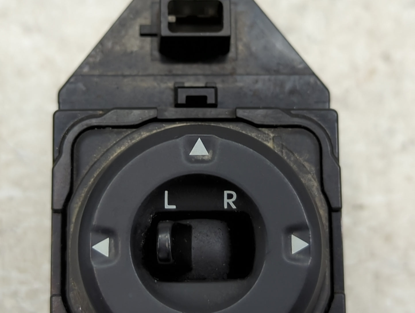 2011-2016 Kia Optima Driver Left Door Mirror Power Switch 486480-1110 - Oemusedautoparts1.com