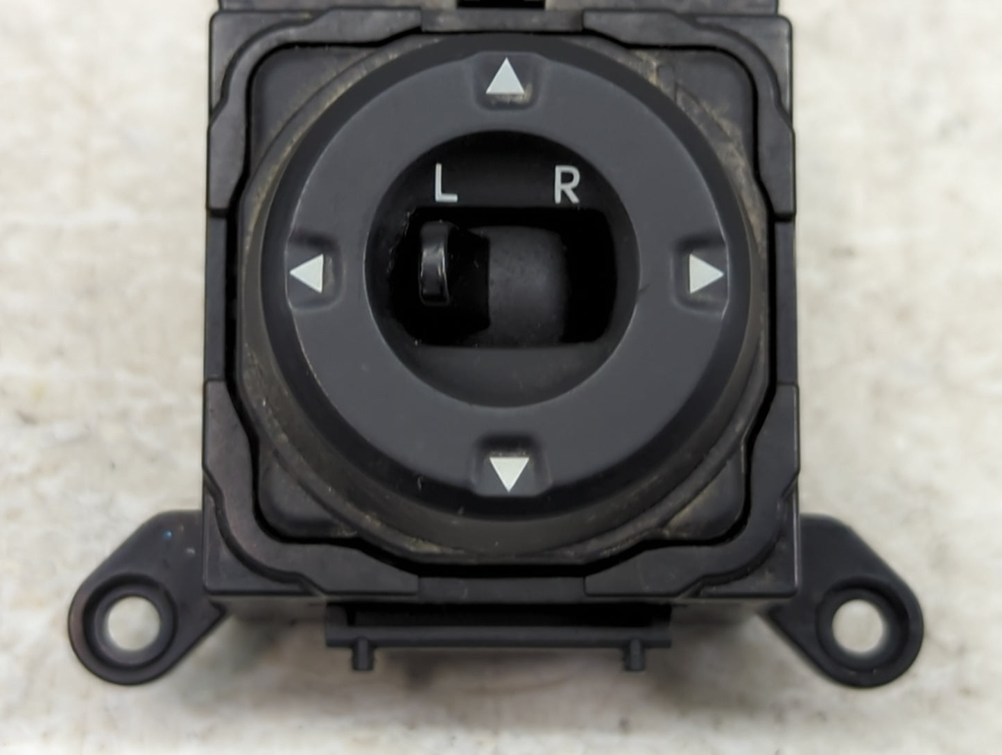 2011-2016 Kia Optima Driver Left Door Mirror Power Switch 486480-1110 - Oemusedautoparts1.com