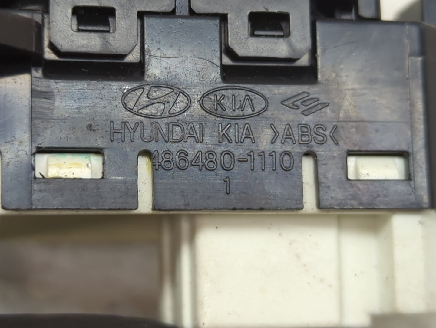 2011-2016 Kia Optima Driver Left Door Mirror Power Switch 486480-1110 - Oemusedautoparts1.com