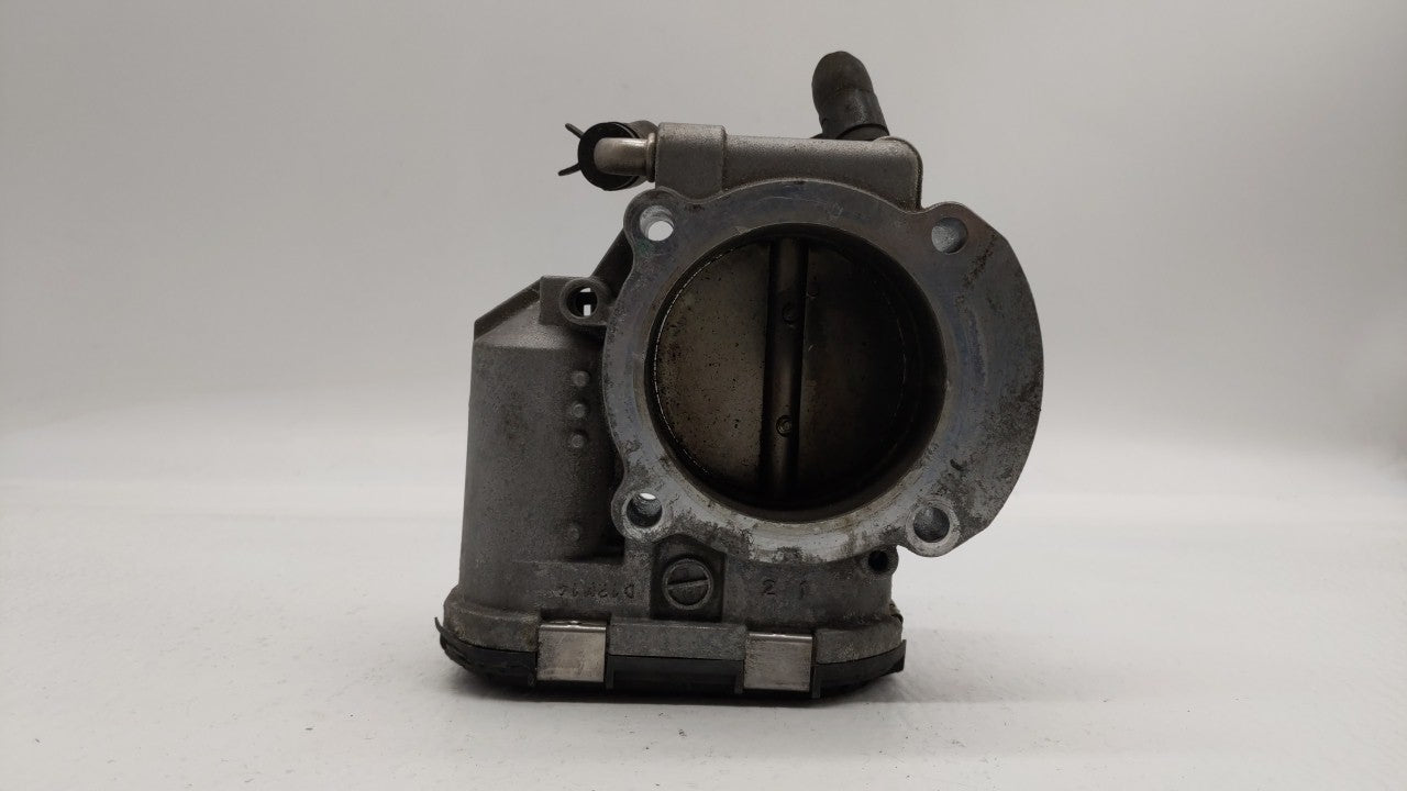 2011-2015 Kia Optima Throttle Body P/N:35100-2G700 Fits Fits 2011 2012 2013 2014 2015 2016 OEM Used Auto Parts - Oemusedauto