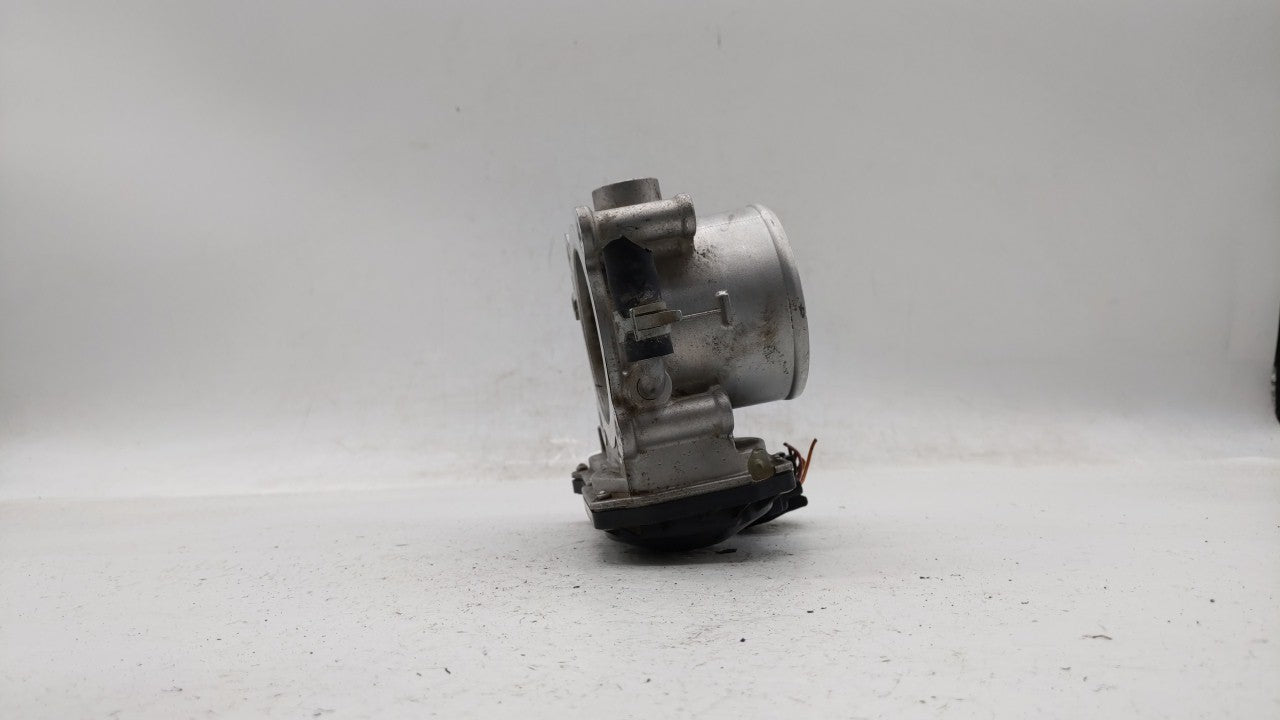 2011-2015 Kia Optima Throttle Body P/N:35100-2G710 Fits Fits 2011 2012 2013 2014 2015 2016 OEM Used Auto Parts - Oemusedauto
