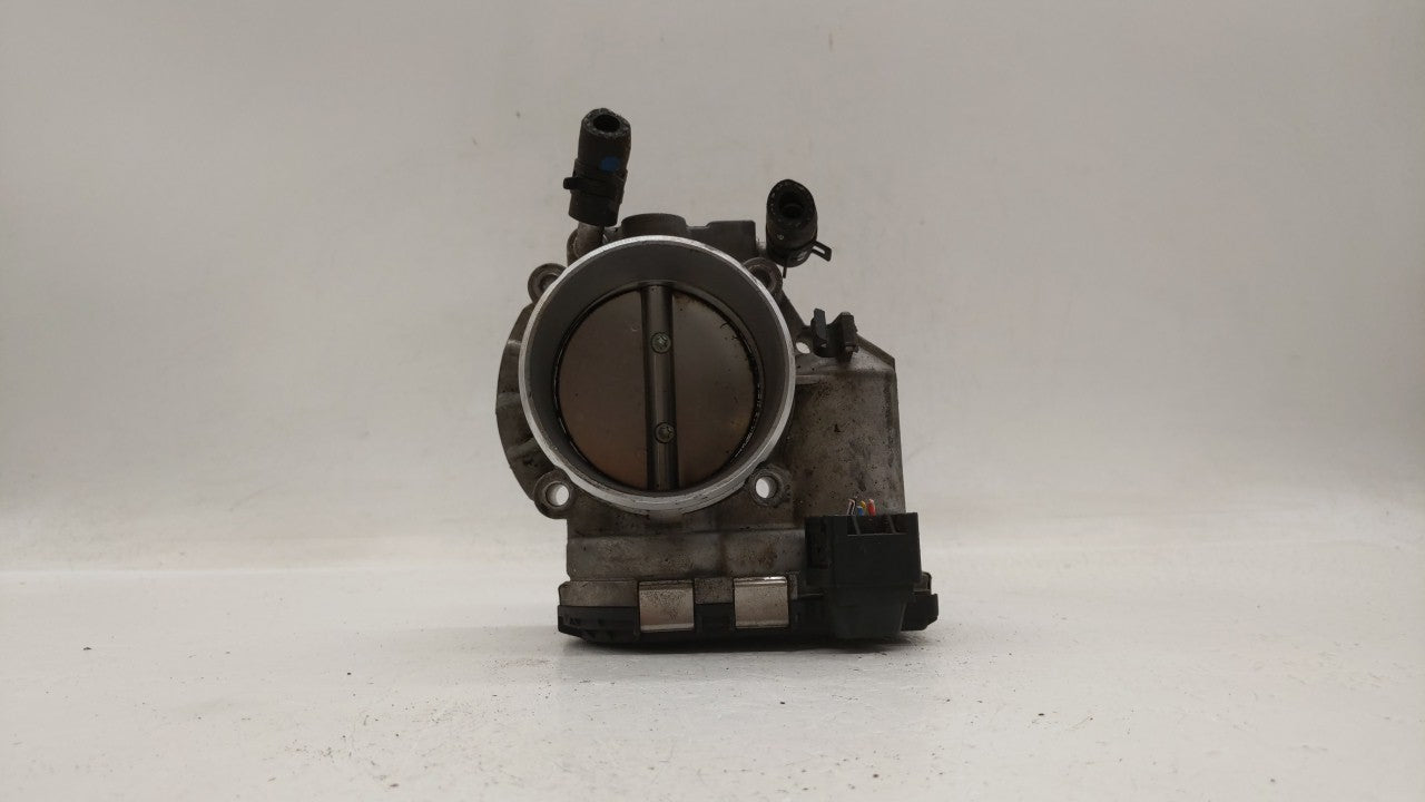 2011-2015 Kia Optima Throttle Body P/N:35100-2G700 Fits Fits 2011 2012 2013 2014 2015 2016 OEM Used Auto Parts - Oemusedauto