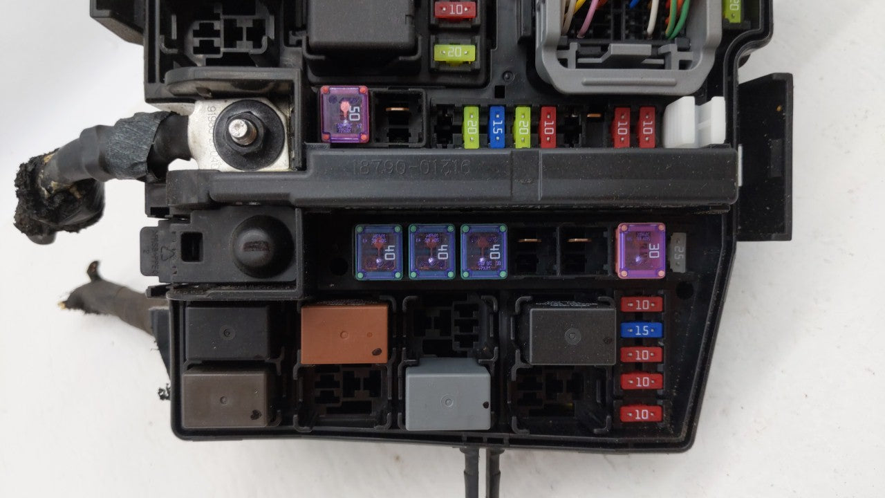 2011-2013 Kia Optima Fusebox Fuse Box Panel Relay Module P/N:91202-2T200 Fits Fits 2011 2012 2013 OEM Used Auto Parts - Oemu