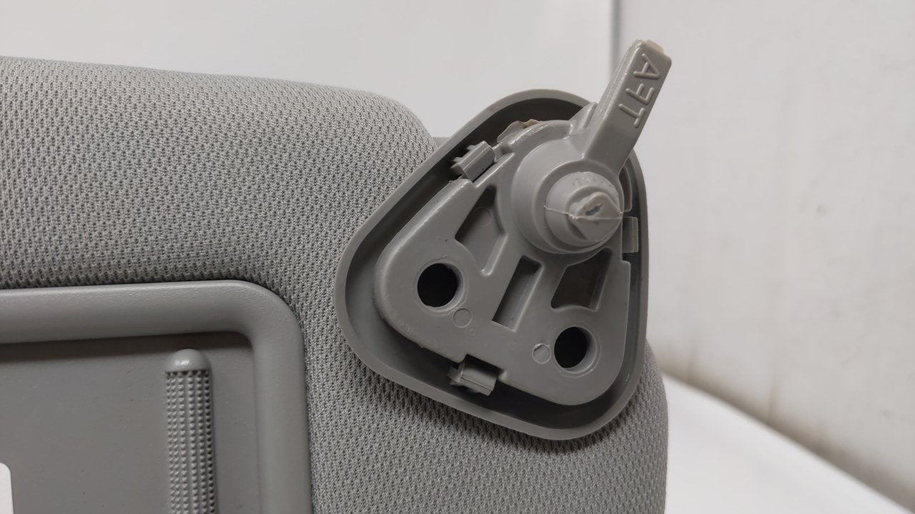 2011 Kia Optima Sun Visor Shade Replacement Passenger Right Mirror Fits OEM Used Auto Parts - Oemusedautoparts1.com