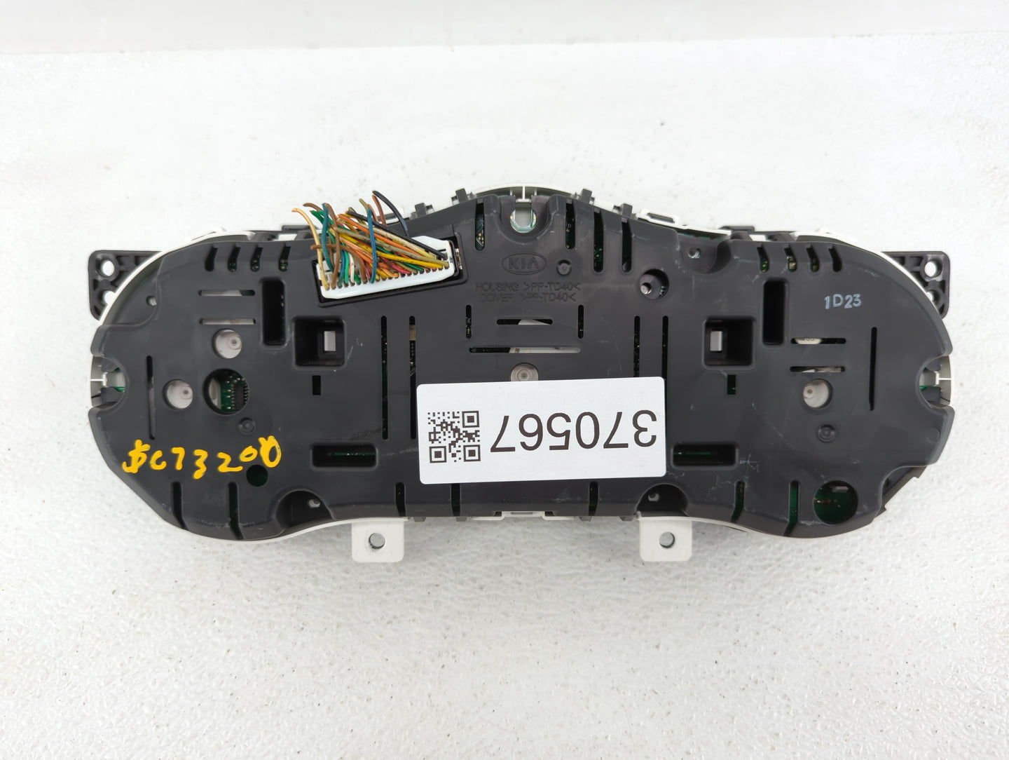 2011 Kia Optima Instrument Cluster Speedometer Gauges P/N:94001-2T340 Fits OEM Used Auto Parts - Oemusedautoparts1.com
