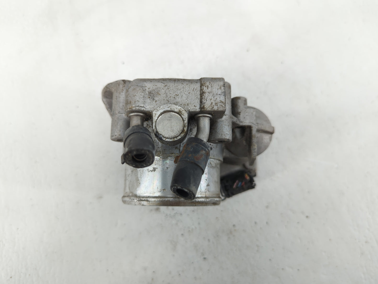 2011-2015 Kia Optima Throttle Body P/N:22030-0T080 35100-2G710 Fits Fits 2011 2012 2013 2014 2015 2016 OEM Used Auto Parts -