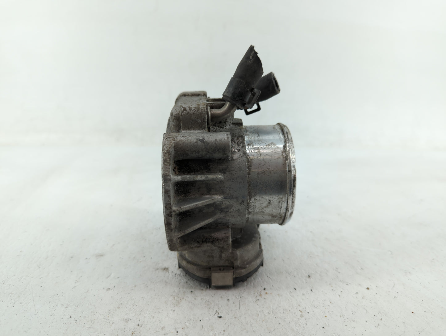 2011-2015 Kia Optima Throttle Body P/N:22030-0T080 35100-2G710 Fits Fits 2011 2012 2013 2014 2015 2016 OEM Used Auto Parts -