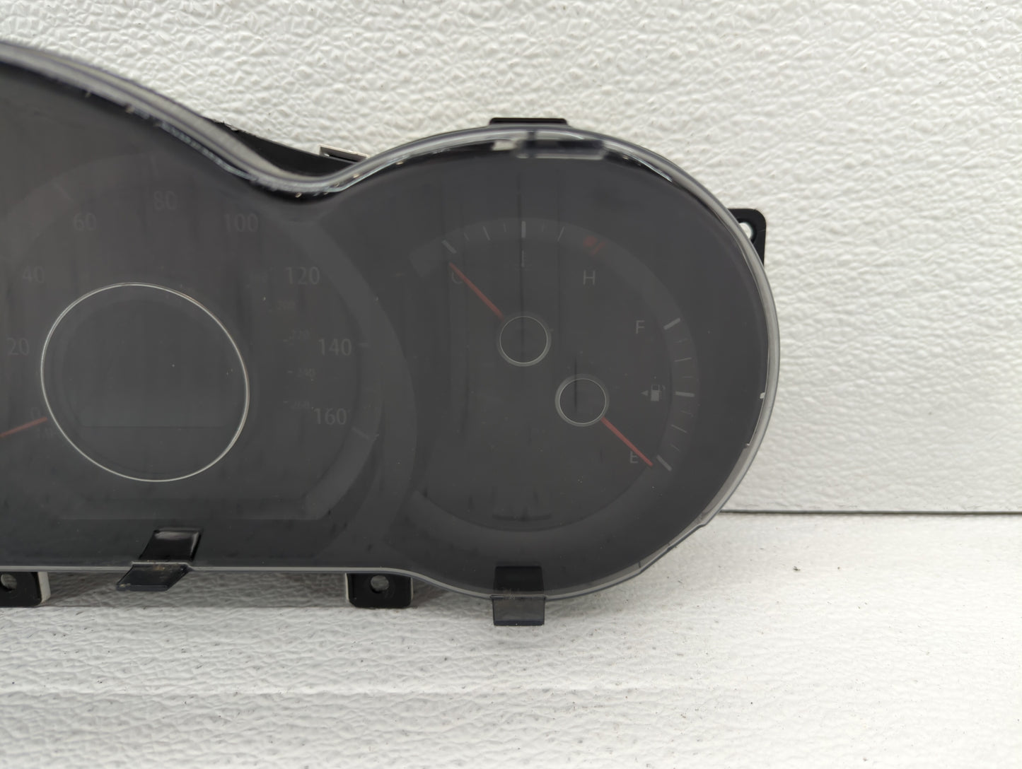 2011 Kia Optima Instrument Cluster Speedometer Gauges P/N:94001-2T310 Fits OEM Used Auto Parts - Oemusedautoparts1.com