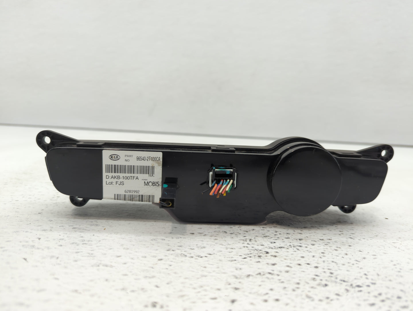 2011-2013 Kia Optima Radio AM FM Cd Player Receiver Replacement P/N:96540-2T100CA 96560-2T202CA Fits Fits 2011 2012 2013 OEM