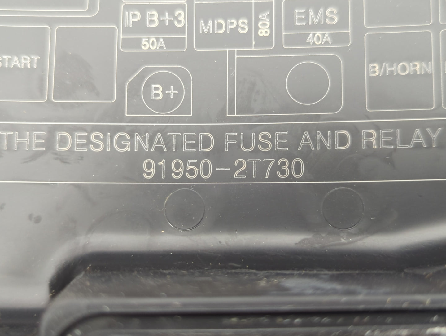 2011-2013 Kia Optima Fusebox Fuse Box Panel Relay Module P/N:91950-2T730 Fits Fits 2011 2012 2013 OEM Used Auto Parts - Oemu