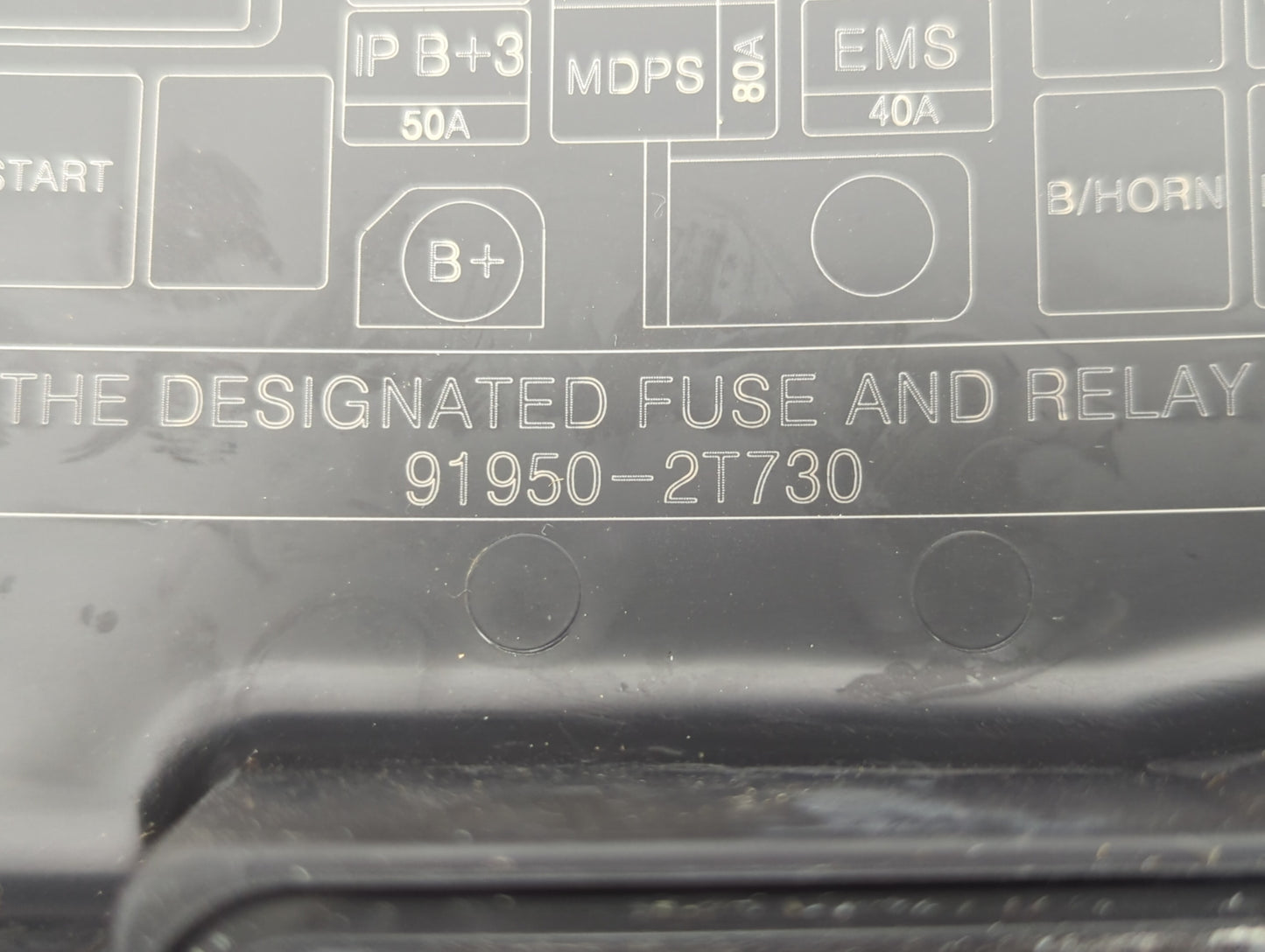 2011-2013 Kia Optima Fusebox Fuse Box Panel Relay Module P/N:91950-2T730 Fits Fits 2011 2012 2013 OEM Used Auto Parts - Oemu