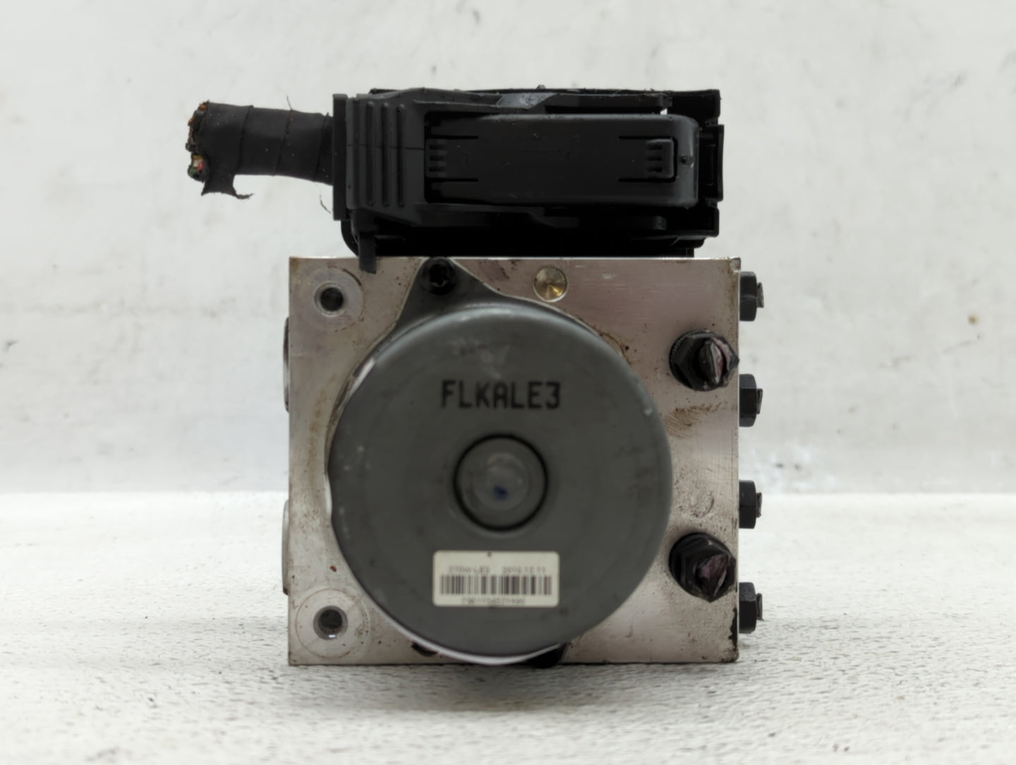 2011-2013 Kia Optima ABS Pump Control Module Replacement P/N:58920-2T550 Fits Fits 2011 2012 2013 OEM Used Auto Parts - Oemu