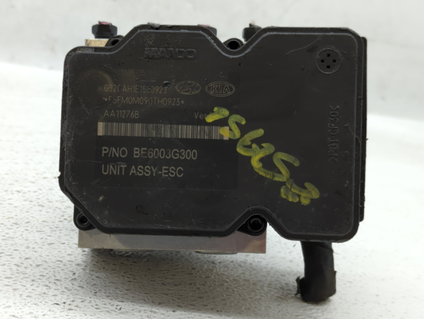 2011-2013 Kia Optima ABS Pump Control Module Replacement P/N:58920-2T550 Fits Fits 2011 2012 2013 OEM Used Auto Parts - Oemu