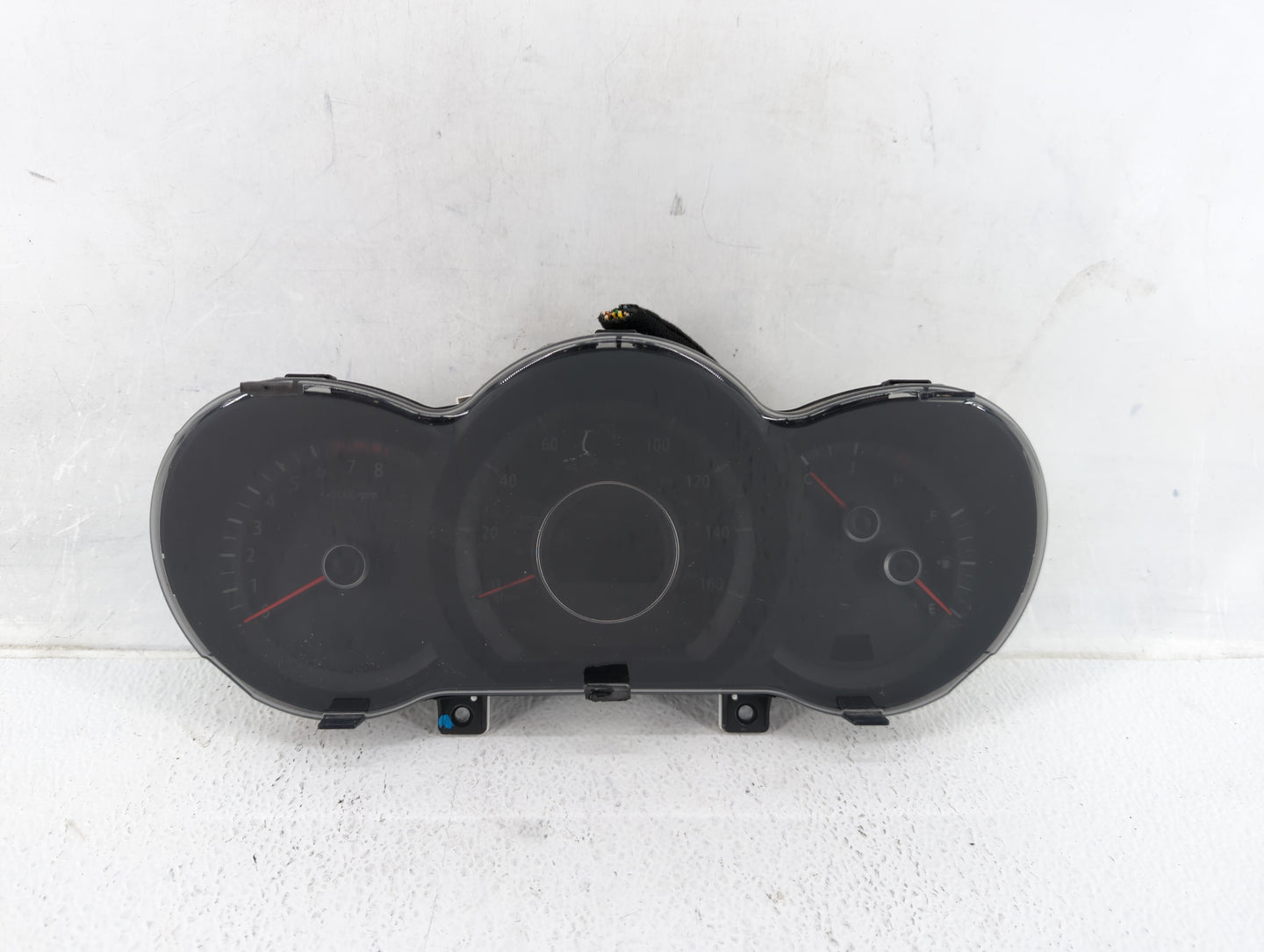 2011 Kia Optima Instrument Cluster Speedometer Gauges P/N:94001-2T340 Fits OEM Used Auto Parts - Oemusedautoparts1.com