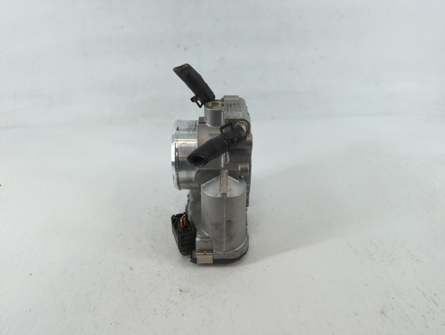 2011-2016 Kia Optima Throttle Body P/N:35100-2G800 Fits Fits 2011 2012 2013 2014 2015 2016 OEM Used Auto Parts - Oemusedauto