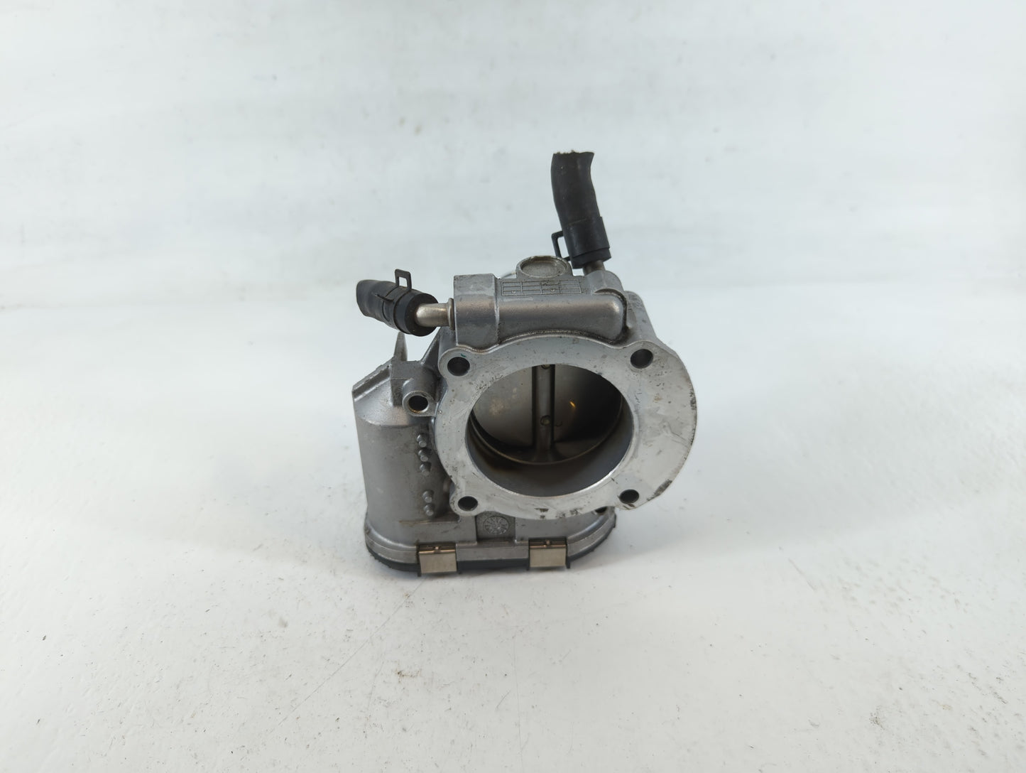 2011-2016 Kia Optima Throttle Body P/N:35100-2G800 Fits Fits 2011 2012 2013 2014 2015 2016 OEM Used Auto Parts - Oemusedauto