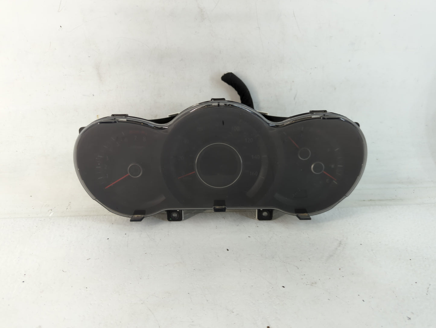 2011 Kia Optima Instrument Cluster Speedometer Gauges P/N:94001-2T310 Fits OEM Used Auto Parts - Oemusedautoparts1.com