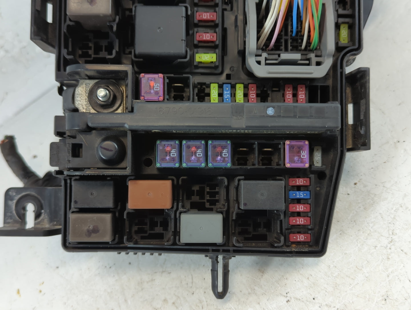 2011-2013 Kia Optima Fusebox Fuse Box Panel Relay Module P/N:91202-2T101 Fits Fits 2011 2012 2013 OEM Used Auto Parts - Oemu