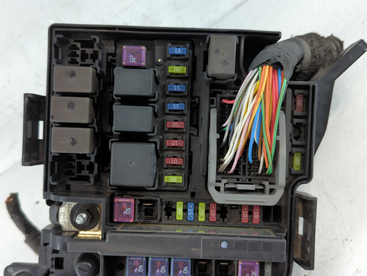 2011-2013 Kia Optima Fusebox Fuse Box Panel Relay Module P/N:91202-2T101 Fits Fits 2011 2012 2013 OEM Used Auto Parts - Oemu