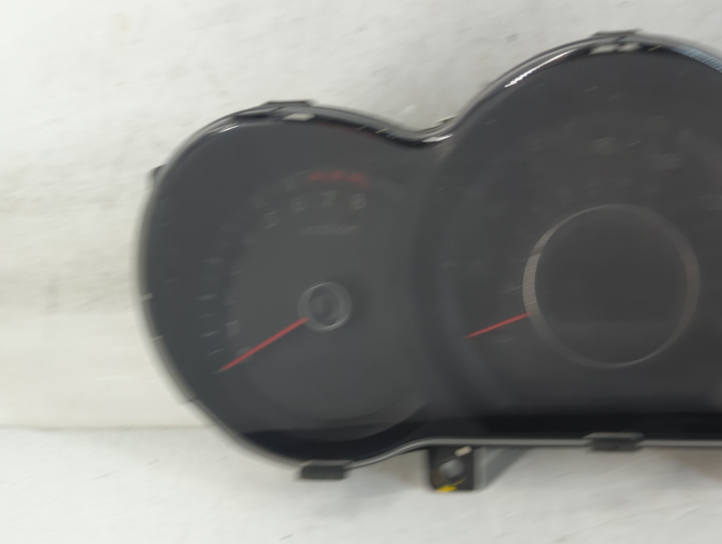 2011 Kia Optima Instrument Cluster Speedometer Gauges P/N:94001-2T270 Fits OEM Used Auto Parts - Oemusedautoparts1.com