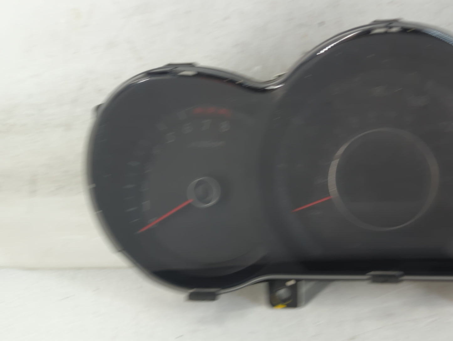 2011 Kia Optima Instrument Cluster Speedometer Gauges P/N:94001-2T270 Fits OEM Used Auto Parts - Oemusedautoparts1.com