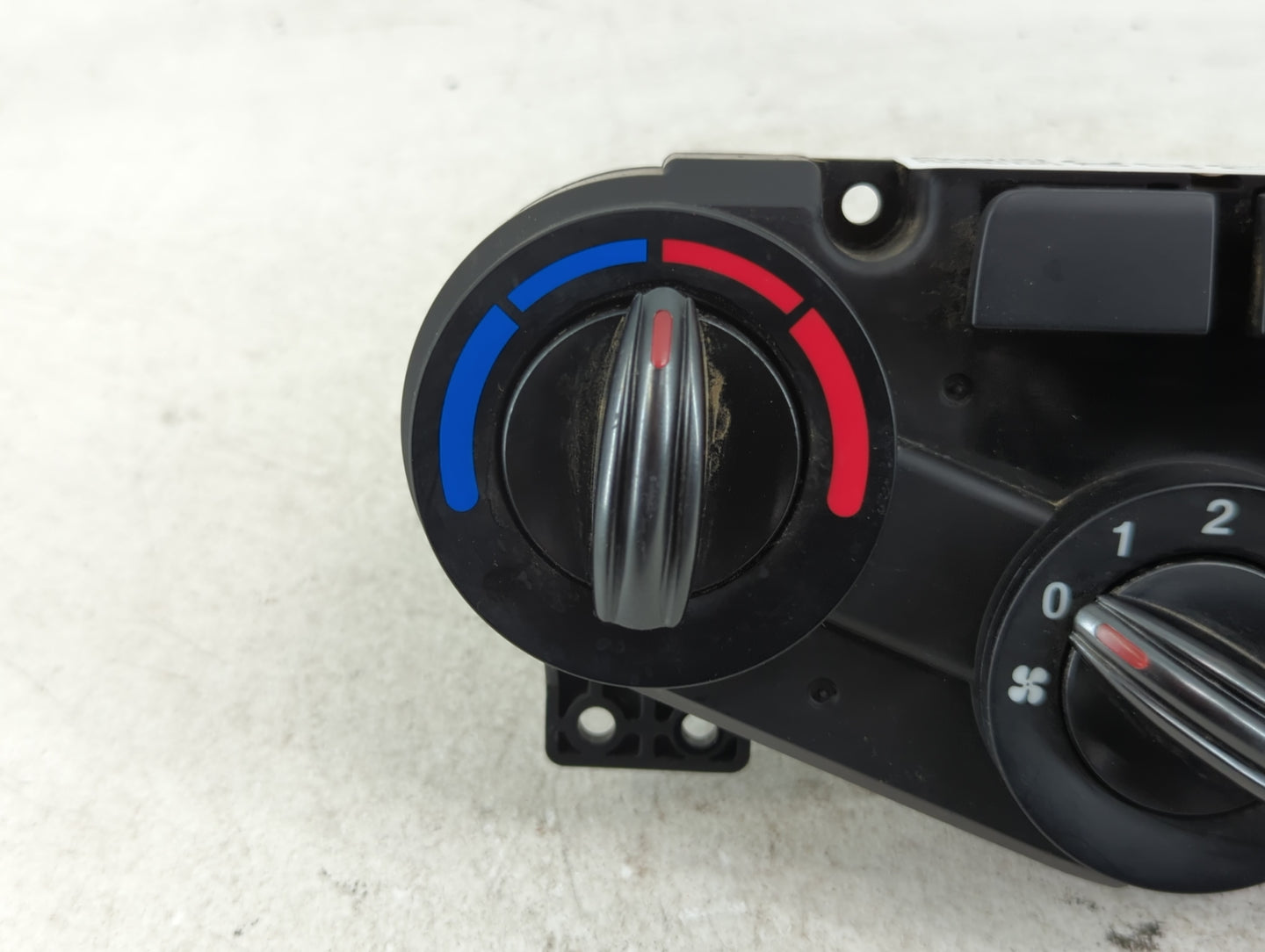 2010-2011 Kia Rio Climate Control Module Temperature AC/Heater Replacement P/N:97250-1GXXX Fits Fits 2010 2011 OEM Used Auto