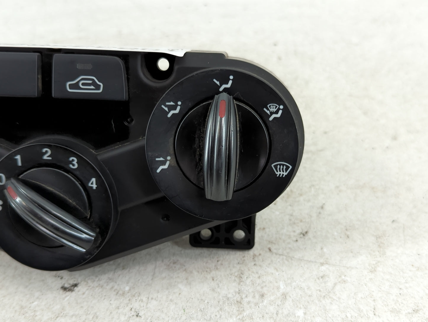 2010-2011 Kia Rio Climate Control Module Temperature AC/Heater Replacement P/N:97250-1GXXX Fits Fits 2010 2011 OEM Used Auto