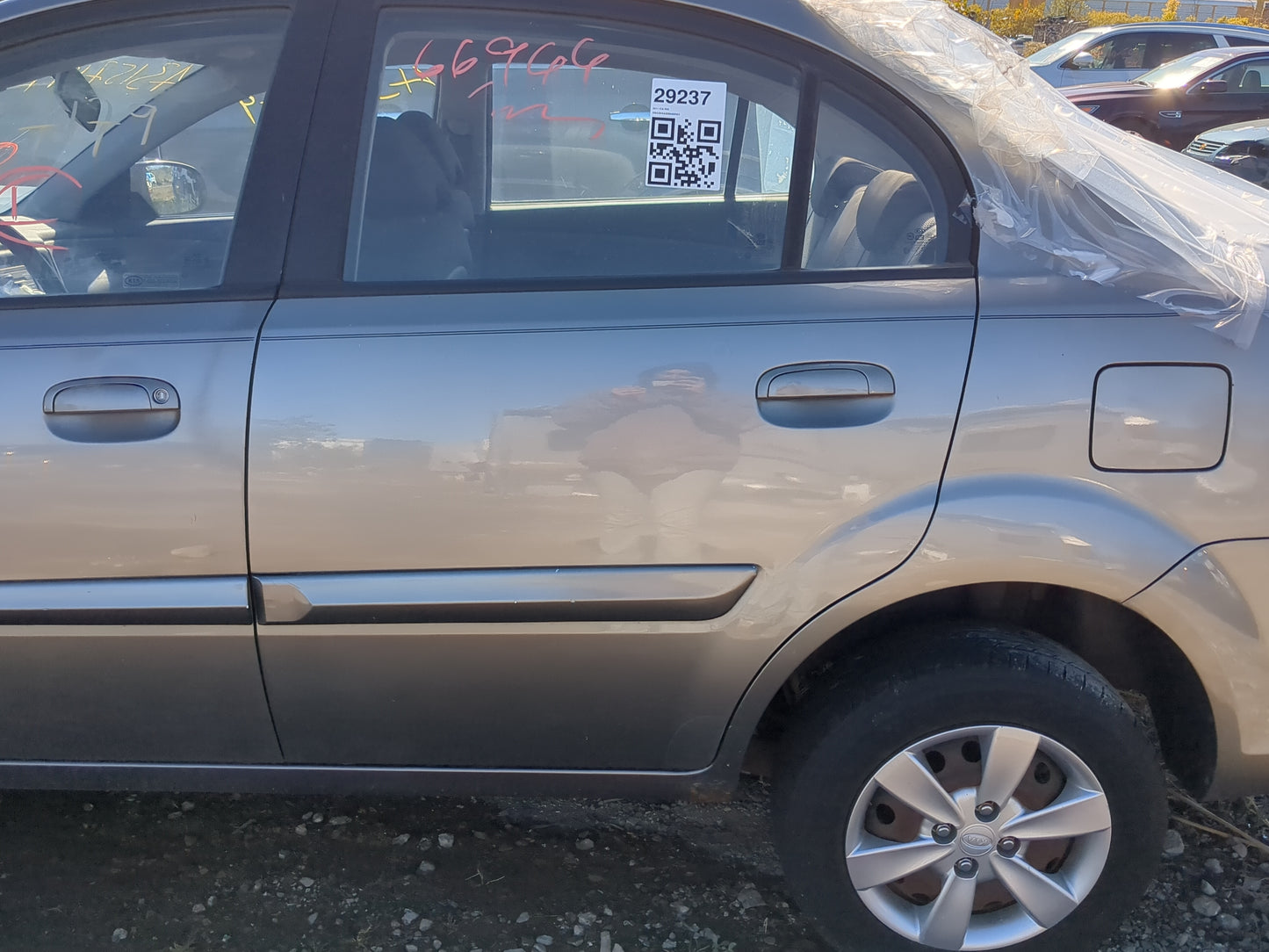 2006-2011 Kia Rio Driver Rear Door Oem - Oemusedautoparts1.com