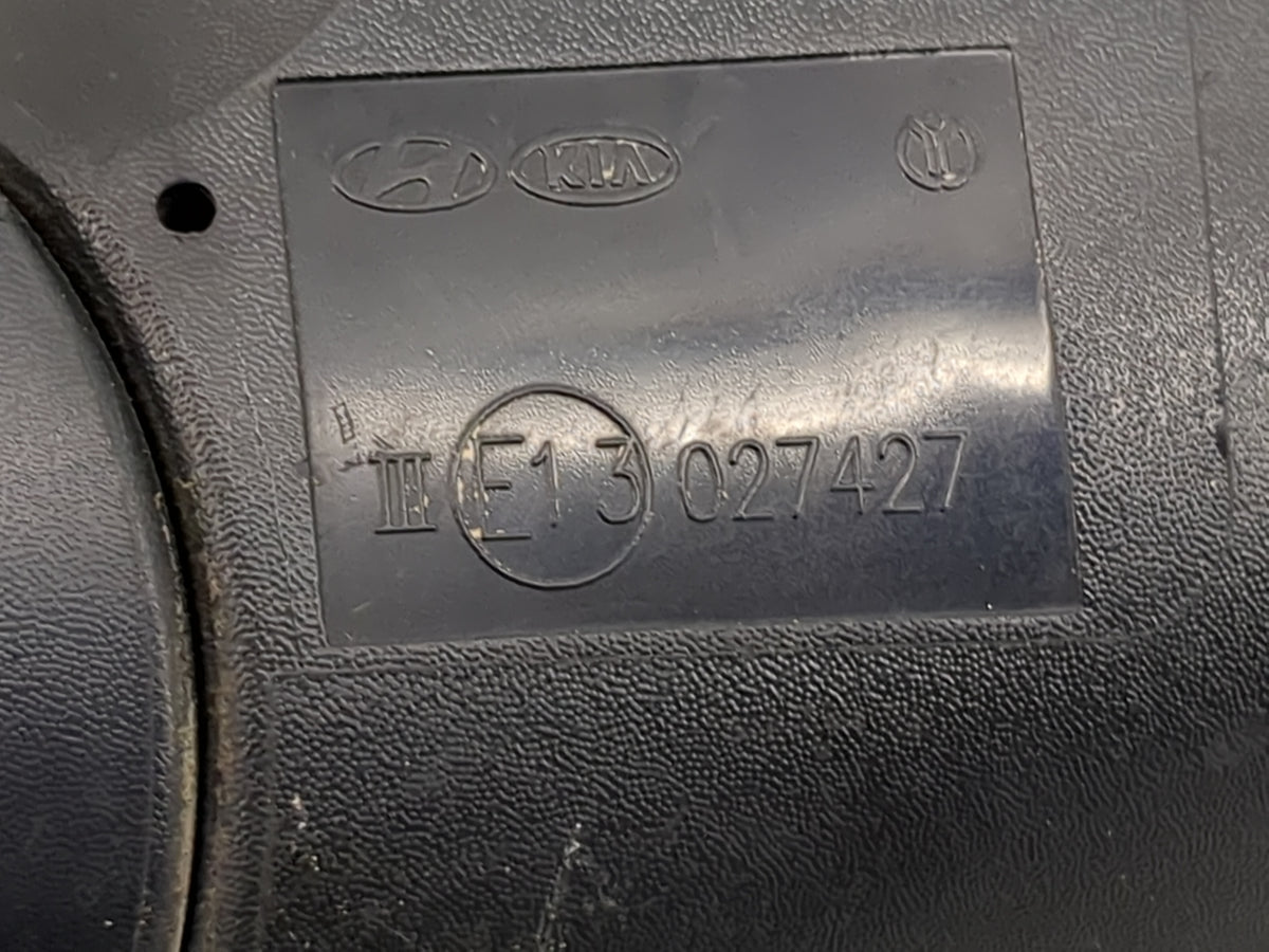 2010-2011 Kia Rio Passenger Side View Mirror - Right Door Mirror OEM Used - Oemusedautoparts1.com
