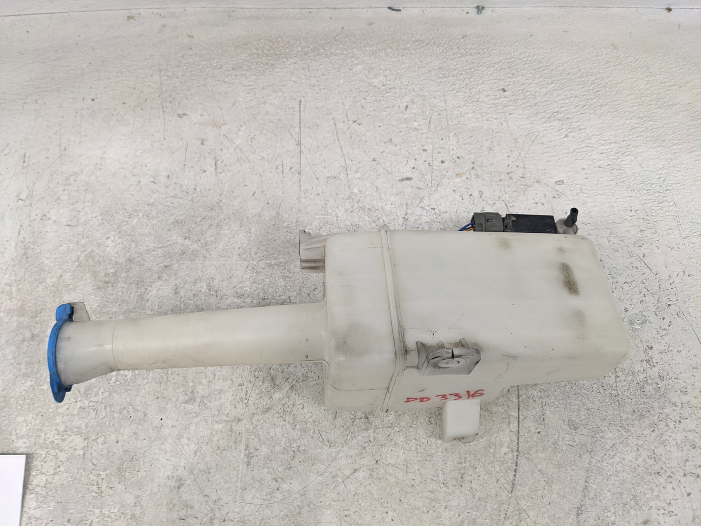 2006-2011 Kia Rio Windshield Washer Fluid Reservoir Bottle Oem - Oemusedautoparts1.com