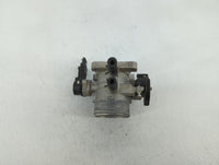 2006-2011 Kia Rio Throttle Body P/N:35100-26860 35170-26900 Fits Fits 2006 2007 2008 2009 2010 2011 OEM Used Auto Parts - Oe