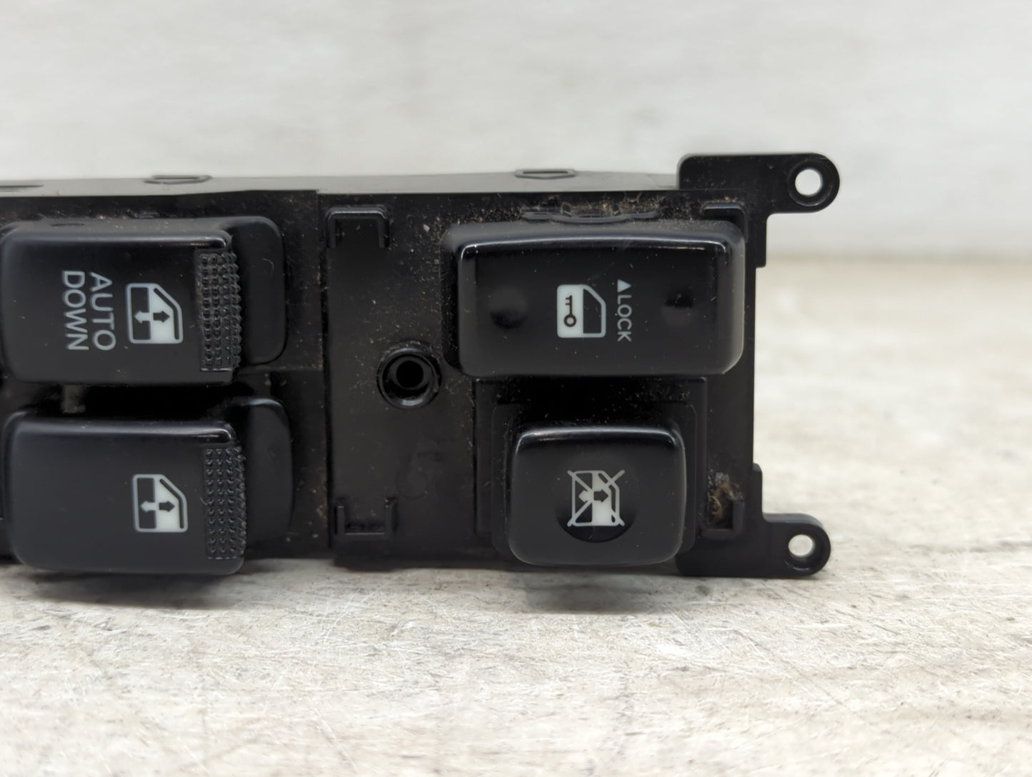 2011 Kia Rio5 Master Power Window Switch Replacement Driver Side Left Fits Fits 2010 OEM Used Auto Parts - Oemusedautoparts1