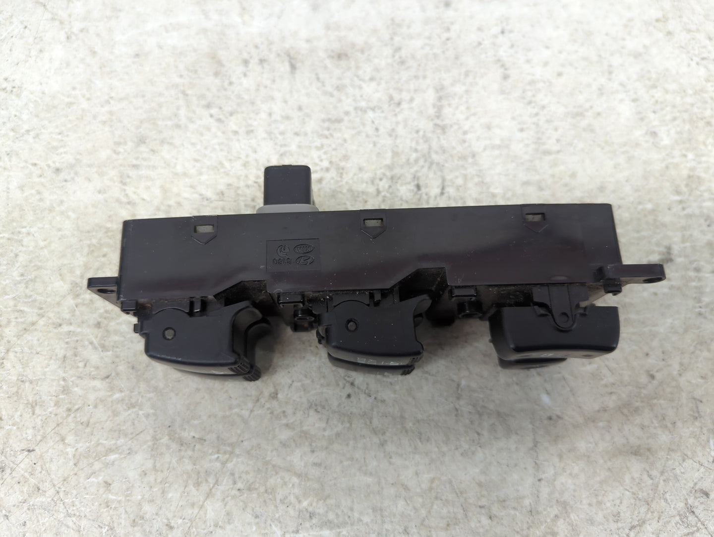 2011 Kia Rio5 Master Power Window Switch Replacement Driver Side Left Fits Fits 2010 OEM Used Auto Parts - Oemusedautoparts1