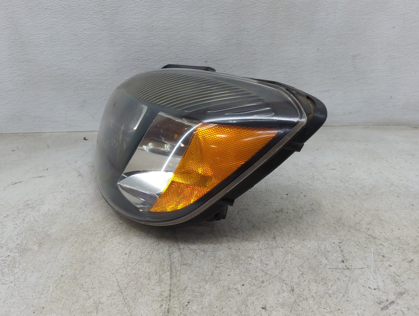 Kia Rio5 Driver Left Oem Head Light Headlight Lamp - Oemusedautoparts1.com