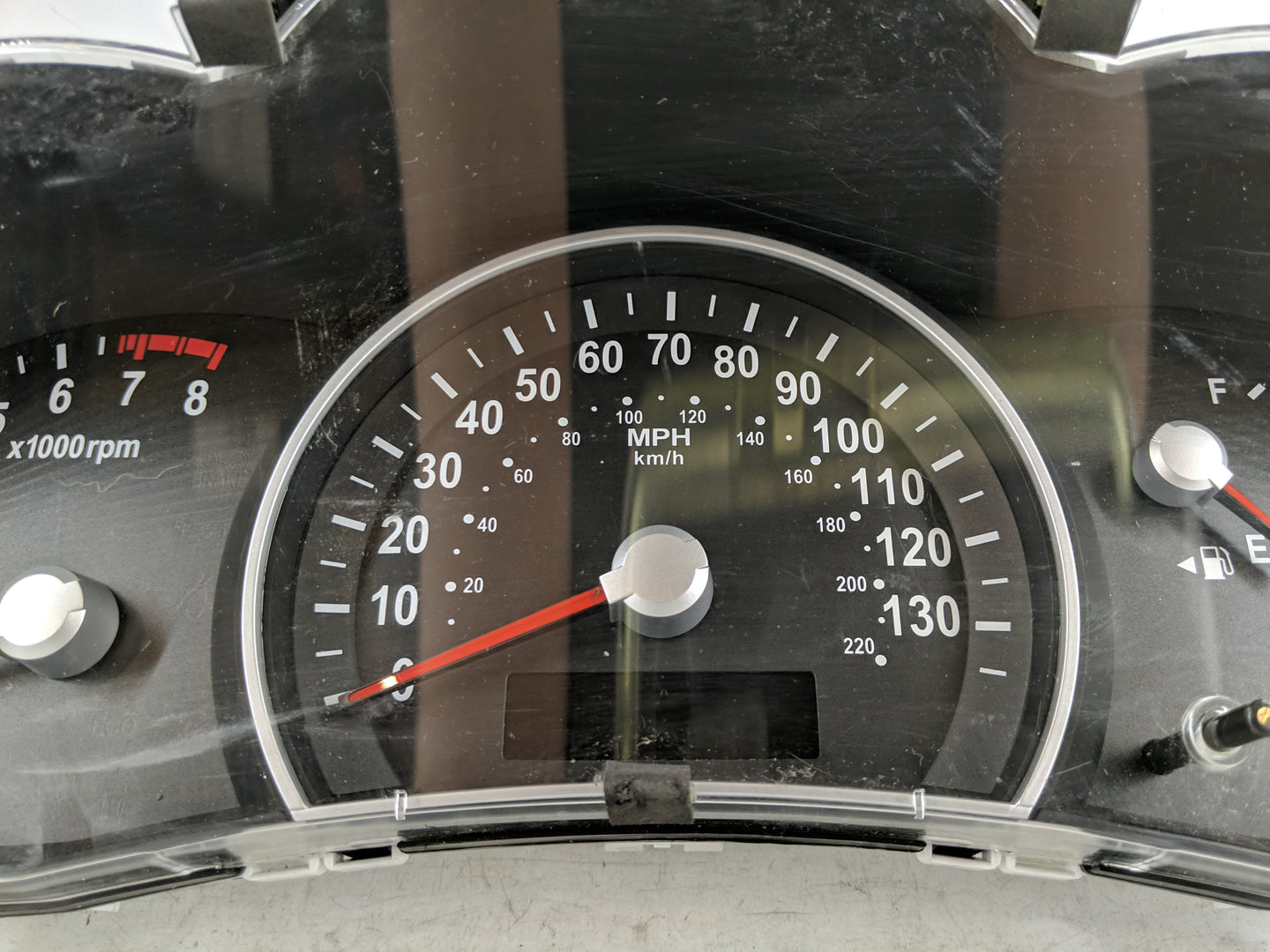 2011-2014 Kia Sedona Instrument Cluster Speedometer Gauges P/N:94011 4D080 Fits Fits 2011 2012 2014 OEM Used Auto Parts - Oe