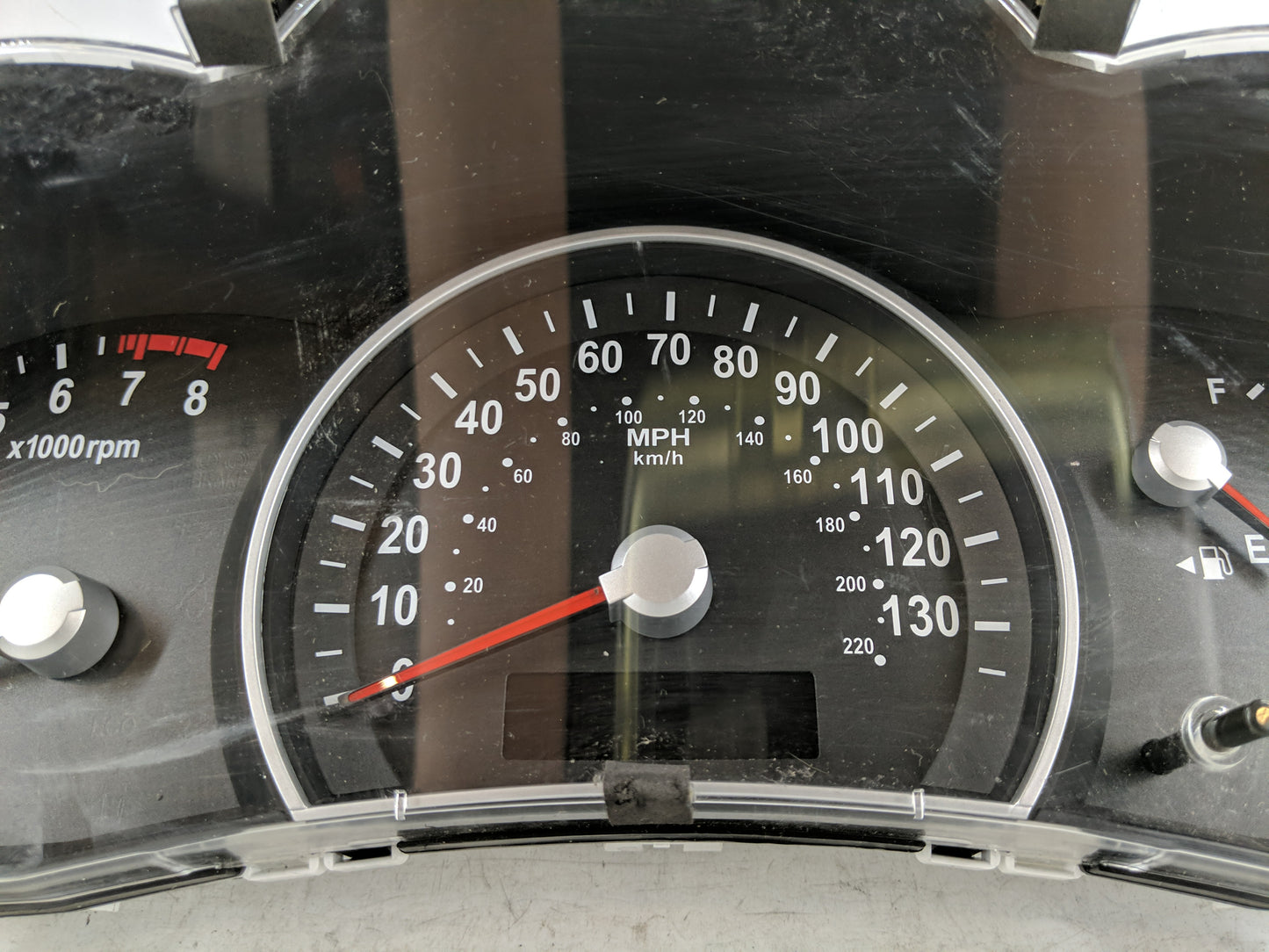 2011-2014 Kia Sedona Instrument Cluster Speedometer Gauges P/N:94011 4D080 Fits Fits 2011 2012 2014 OEM Used Auto Parts - Oe