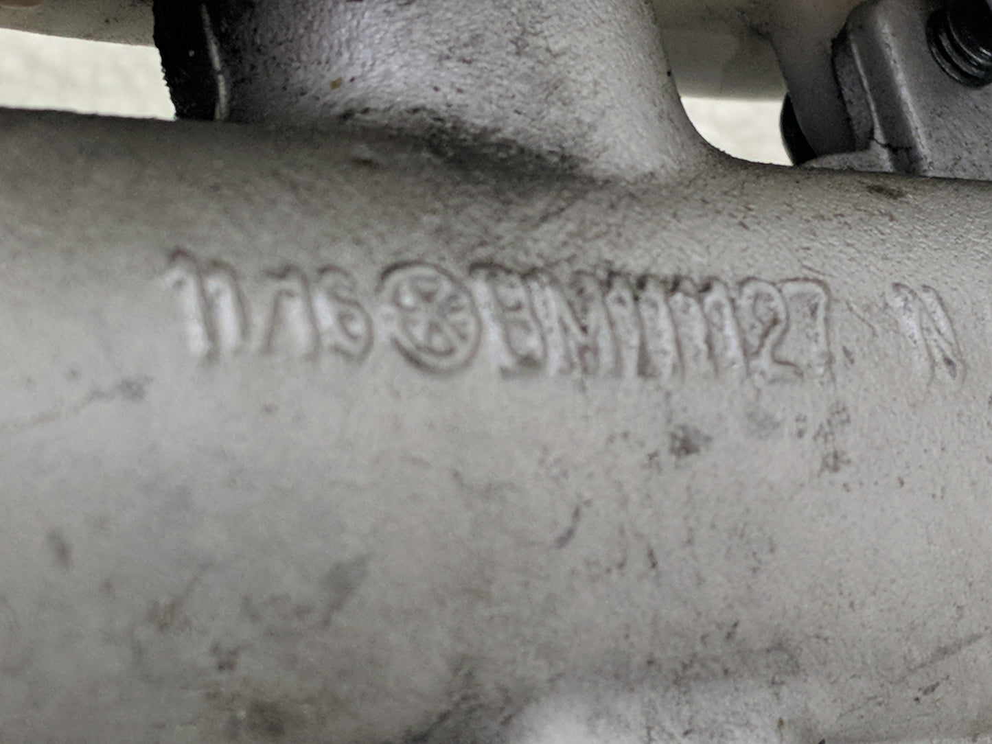 2007-2011 Kia Sedona Brake Master Cylinder - Oemusedautoparts1.com