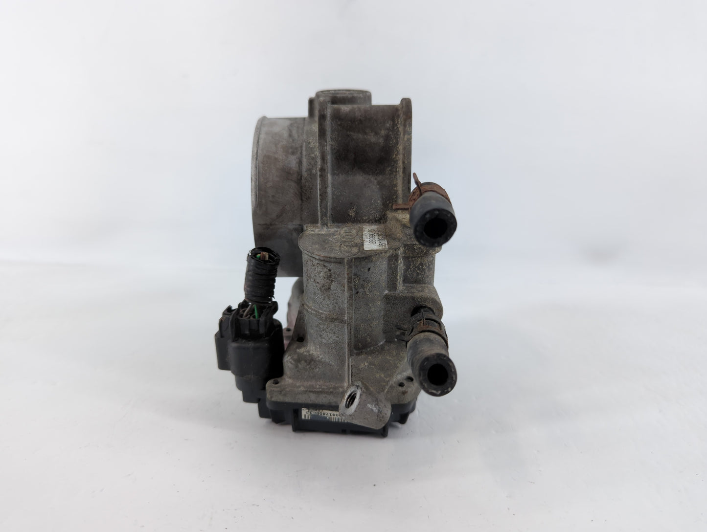 2011-2014 Kia Sedona Throttle Body P/N:35100-3C700 28099075 Fits Fits 2010 2011 2012 2013 2014 OEM Used Auto Parts - Oemused