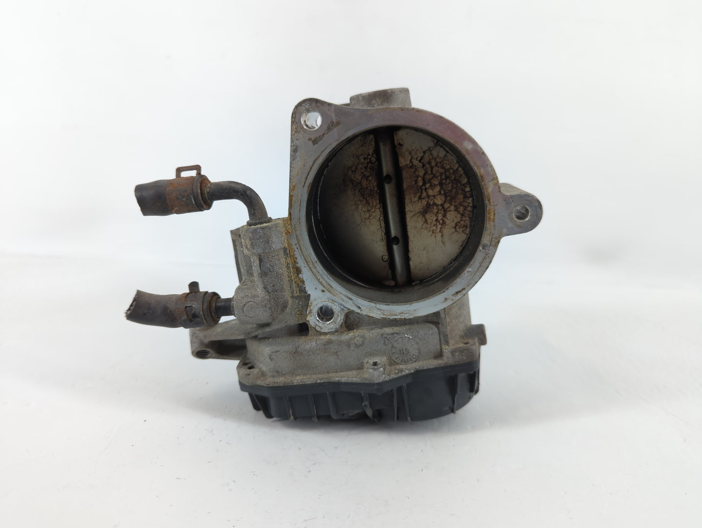 2011-2014 Kia Sedona Throttle Body P/N:35100-3C700 28099075 Fits Fits 2010 2011 2012 2013 2014 OEM Used Auto Parts - Oemused