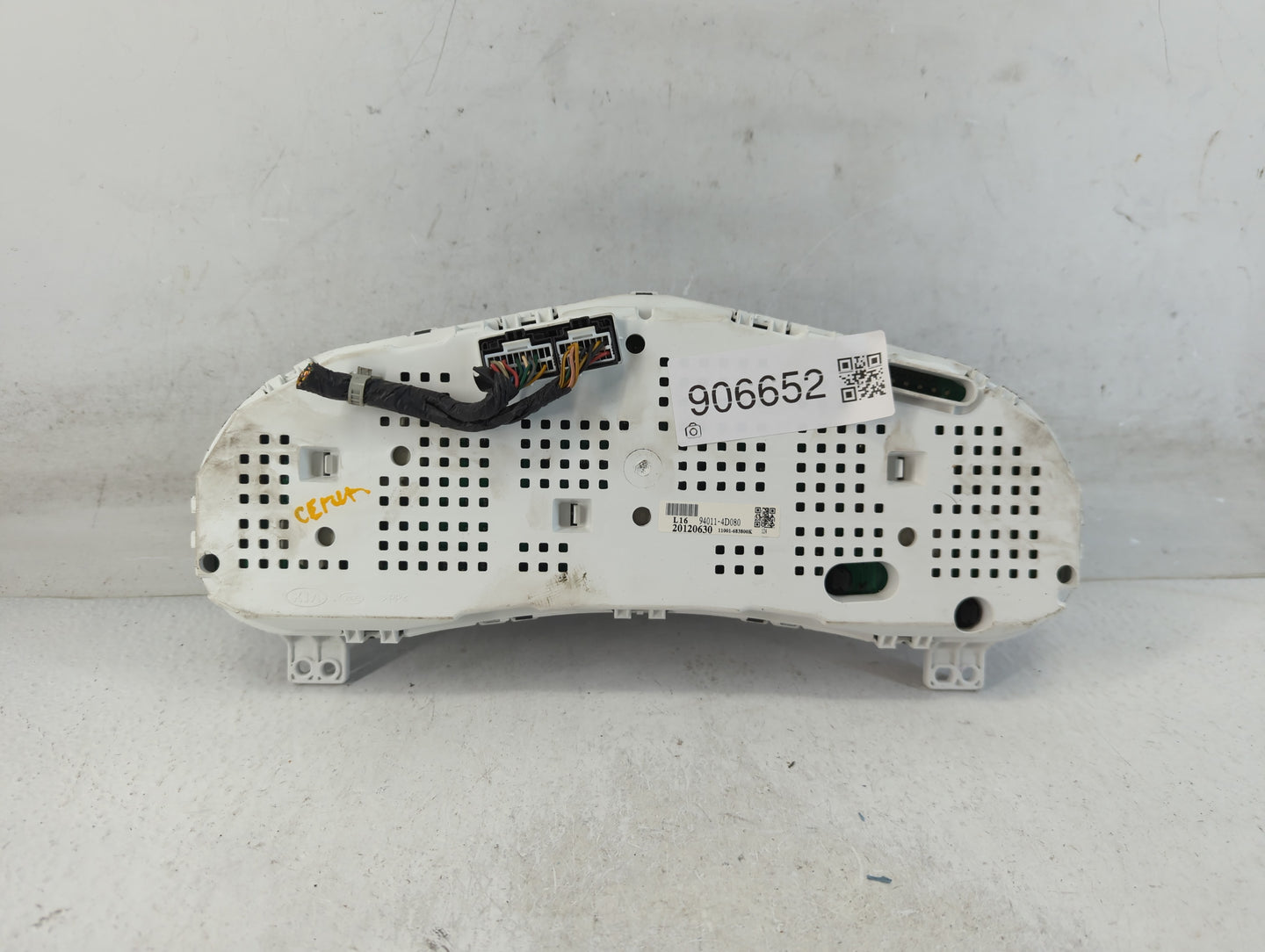 2011-2014 Kia Sedona Instrument Cluster Speedometer Gauges P/N:20120630 94011-4D080 Fits Fits 2011 2012 2014 OEM Used Auto P